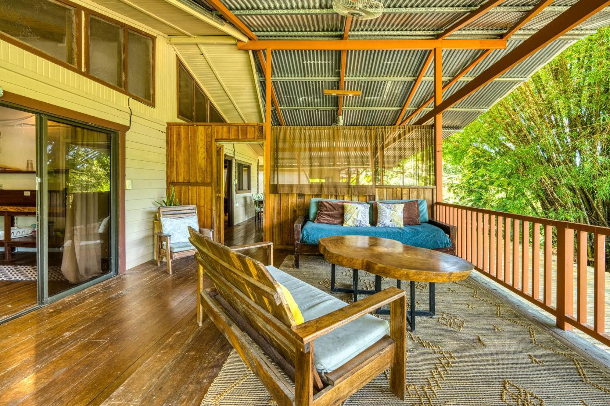 Bamboo River House And Hotel Dominical Exterior photo