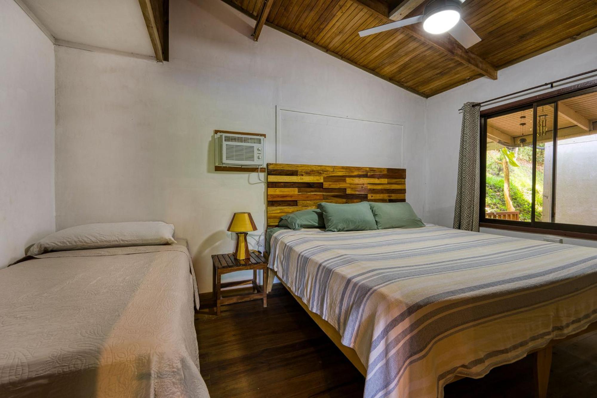 Bamboo River House And Hotel Dominical Exterior photo